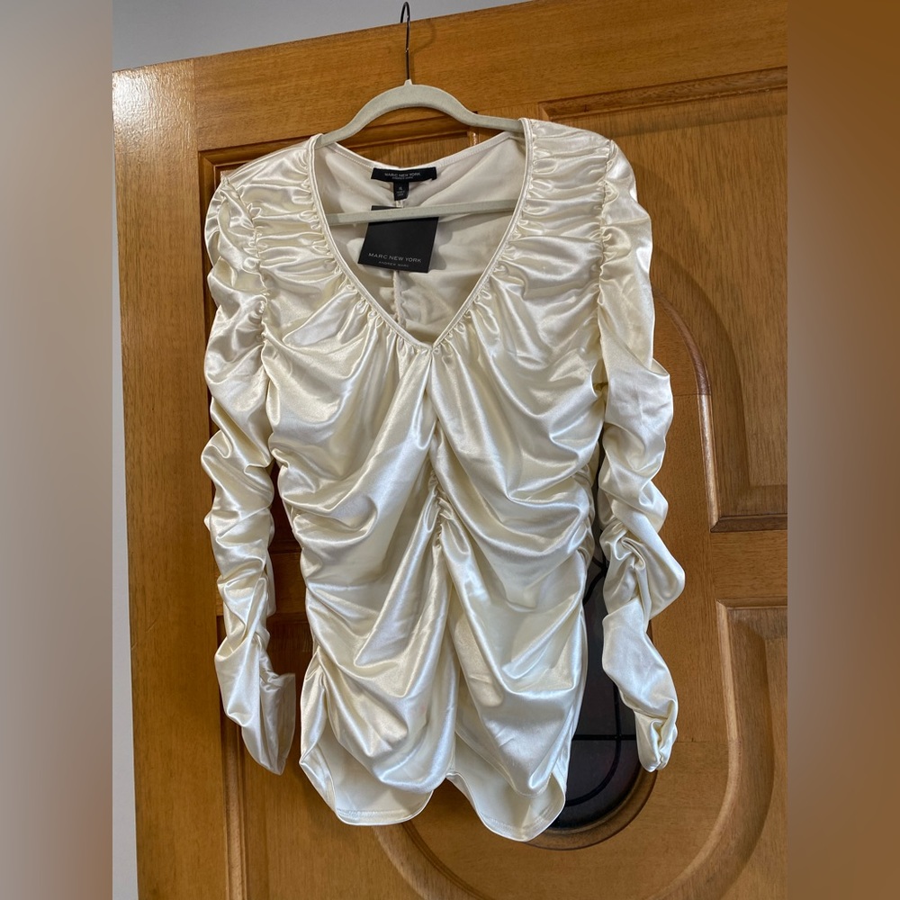 New w/tags,  Marc New York champagne color. Size XL, please see pics for details